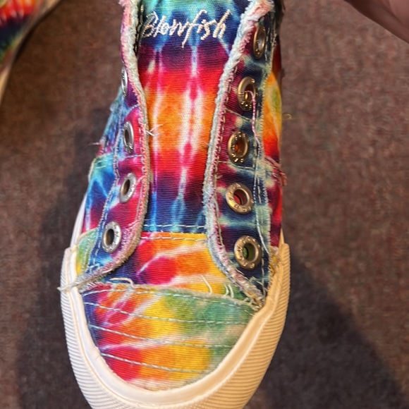 Selling these basically brand new my daughter wore them a couple times like new - Picture 3 of 3